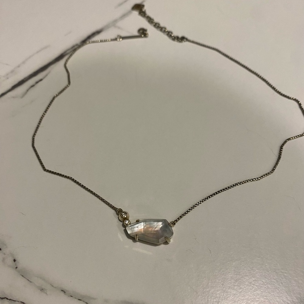 Kendra Scott gold necklace